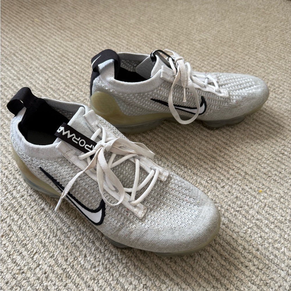 Nike Air VaporMax 2021 FK White Metallic Silver Running Sneakers